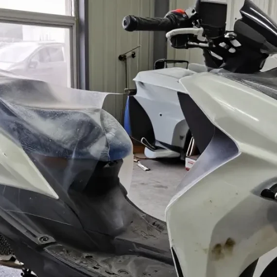 film covering moto
